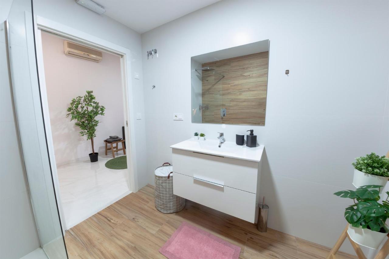 Digital Nomad Retreat 2 -Great Location Near Metro Apartment Valencia Exterior photo